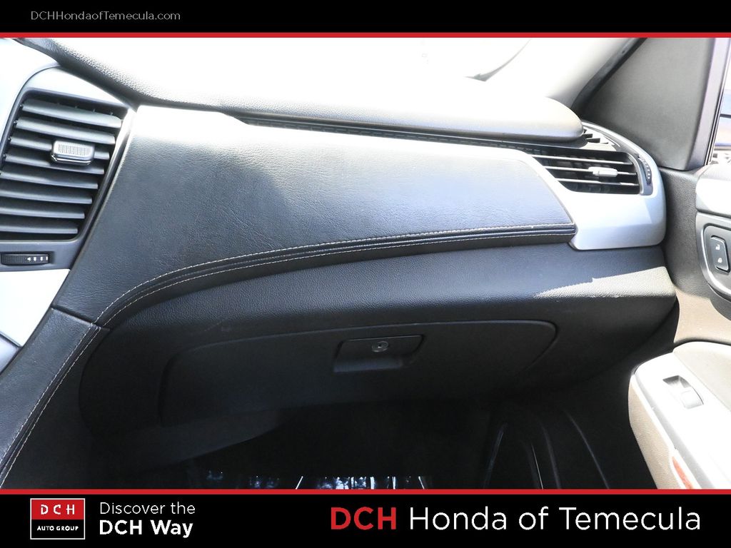 Thumbnail: 2017 GMC Yukon - 21