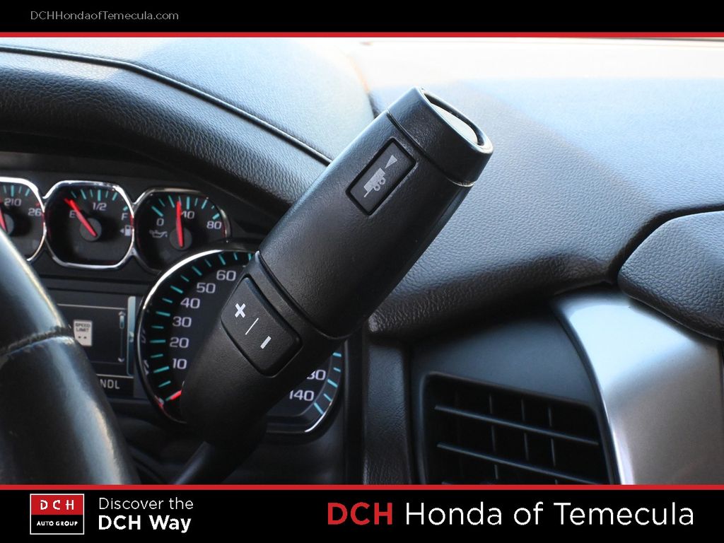 Thumbnail: 2019 Chevrolet Suburban - 9