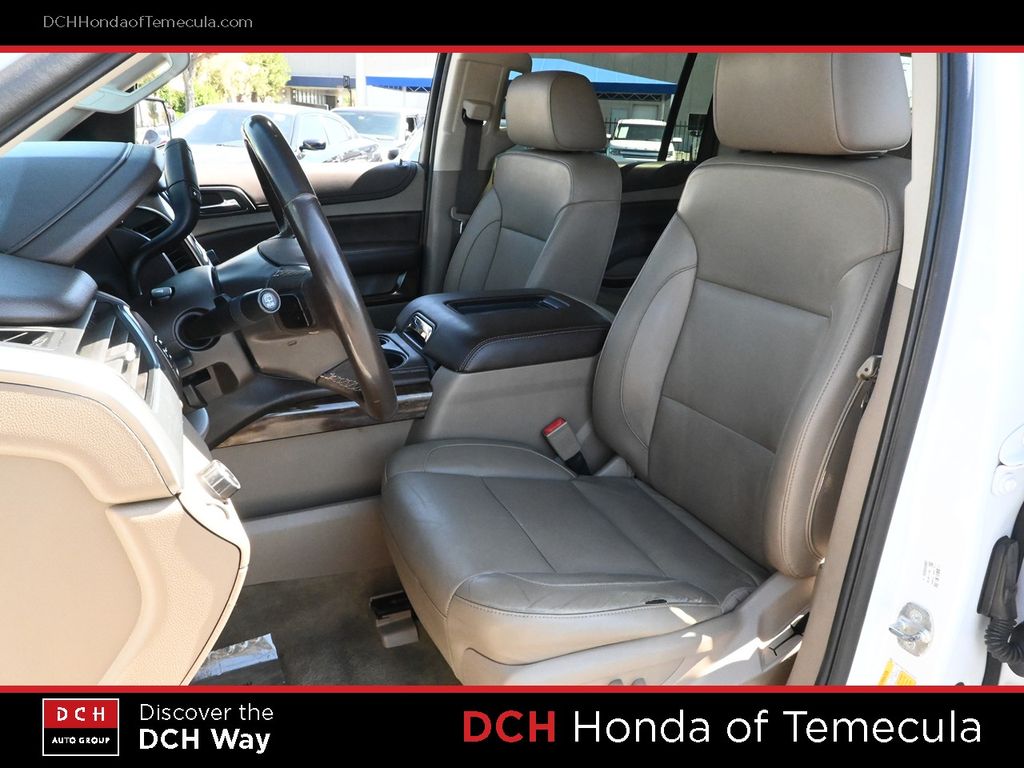 Thumbnail: 2019 Chevrolet Suburban - 10