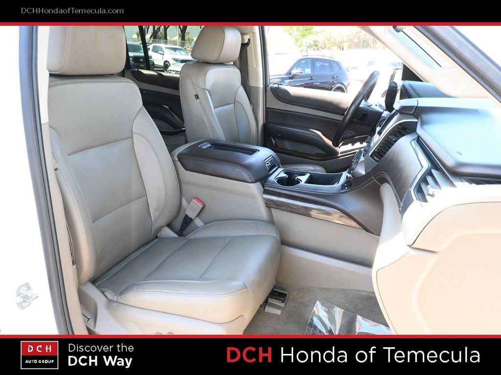 Thumbnail: 2019 Chevrolet Suburban - 11