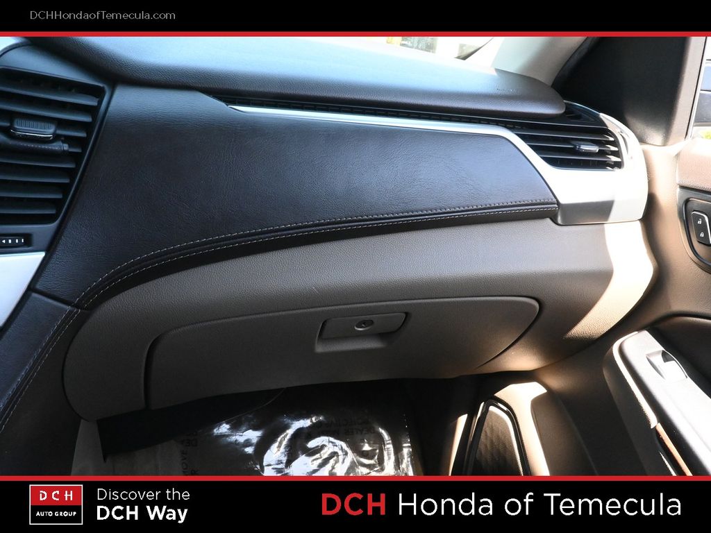 Thumbnail: 2019 Chevrolet Suburban - 21