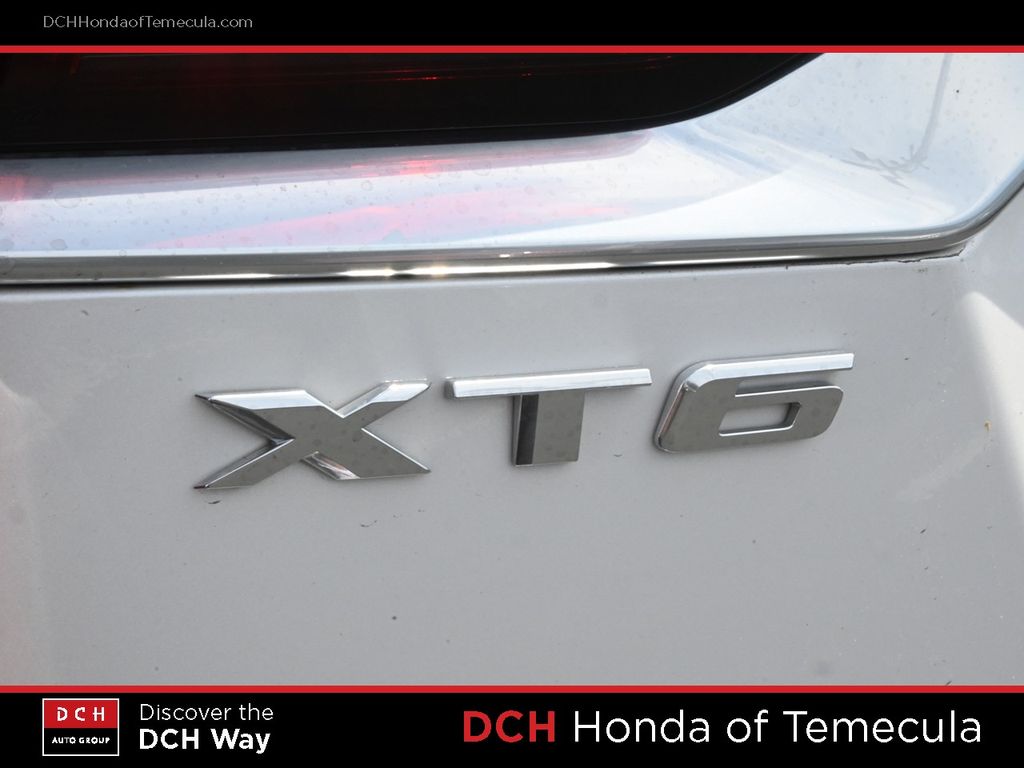 Thumbnail: 2024 Cadillac XT6 - 18