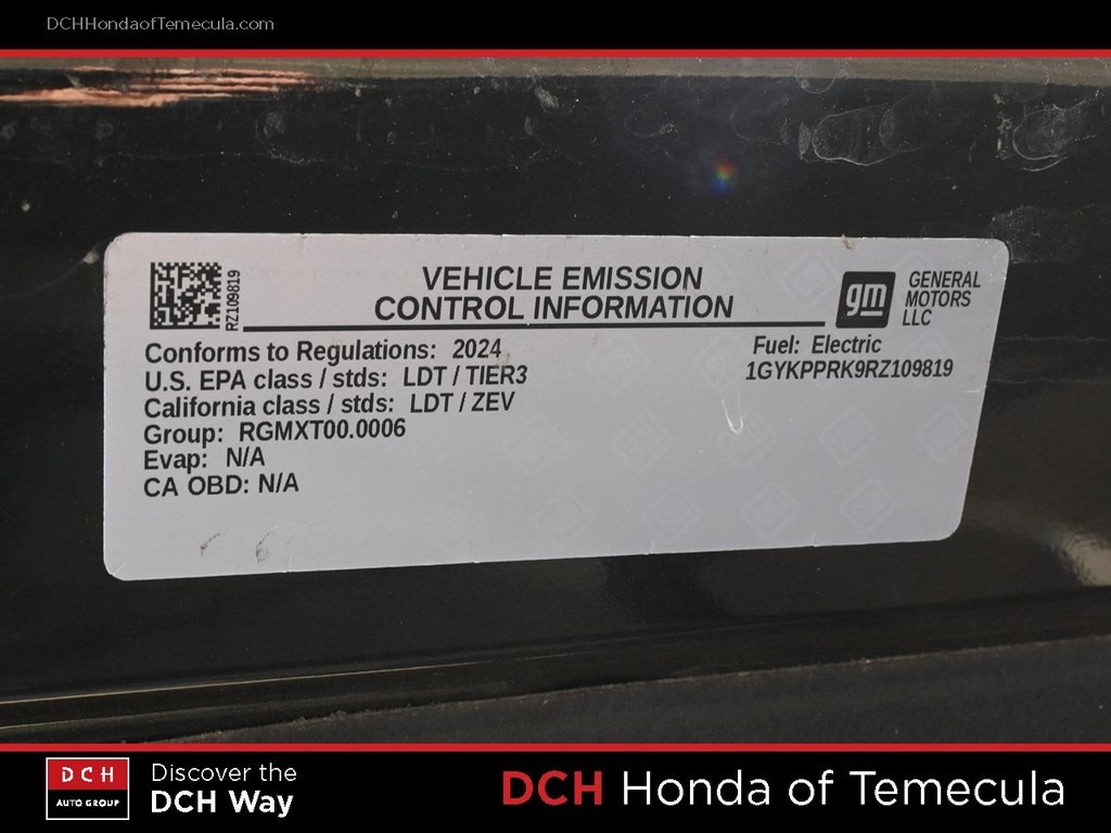 Thumbnail: 2024 Cadillac Lyriq - 13