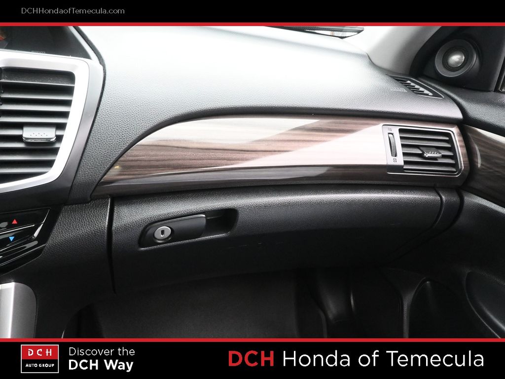 Thumbnail: 2017 Honda Accord - 21