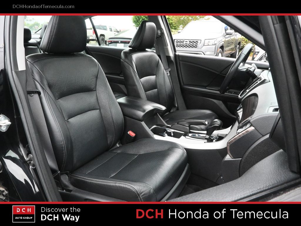 Thumbnail: 2017 Honda Accord - 10