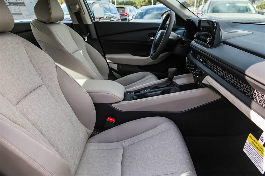 Thumbnail: 2025 Honda Accord - 10