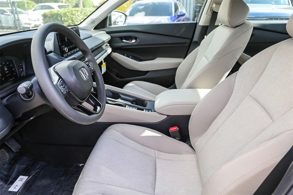 Thumbnail: 2025 Honda Accord - 11