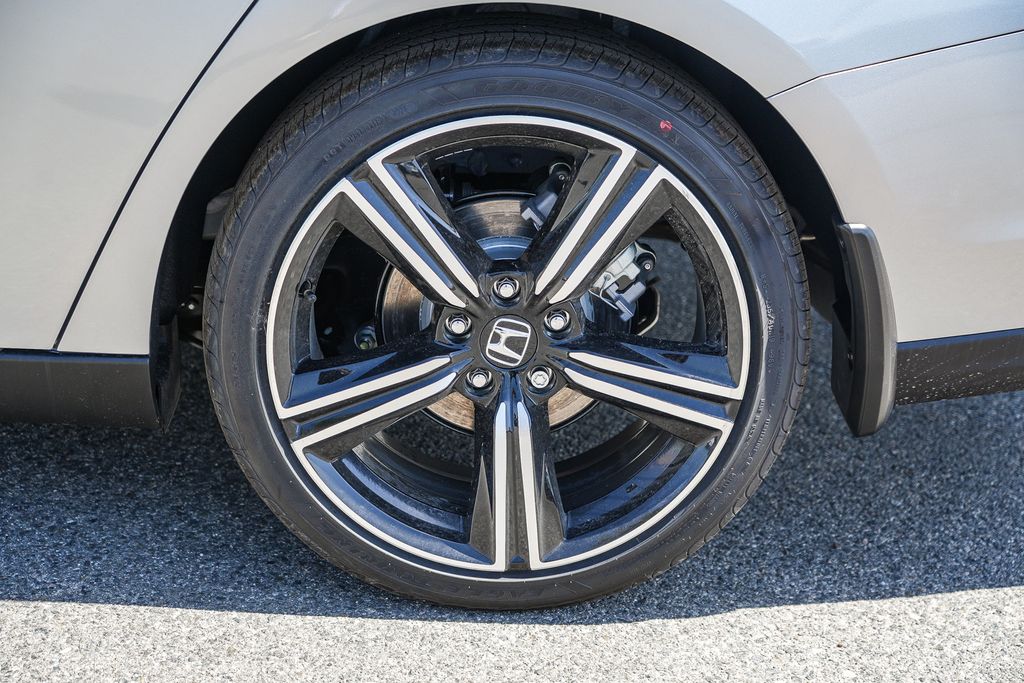 Thumbnail: 2026 Honda Accord - 18