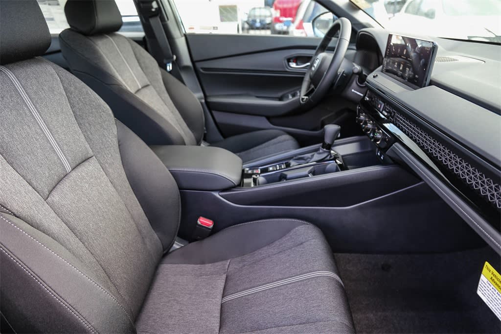 Thumbnail: 2025 Honda Accord - 10