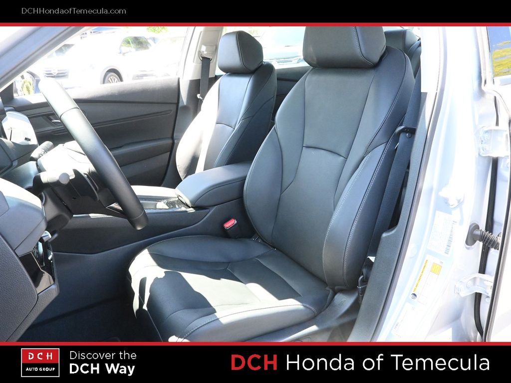 2025 Honda Accord Hybrid EX-L - Photo 9