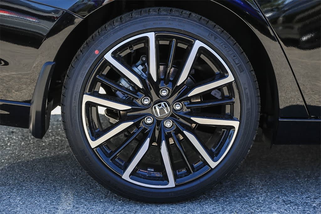 Thumbnail: 2025 Honda Accord - 18