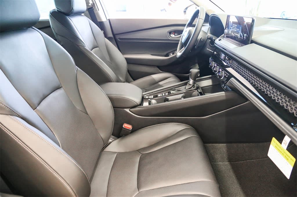 Thumbnail: 2025 Honda Accord - 10