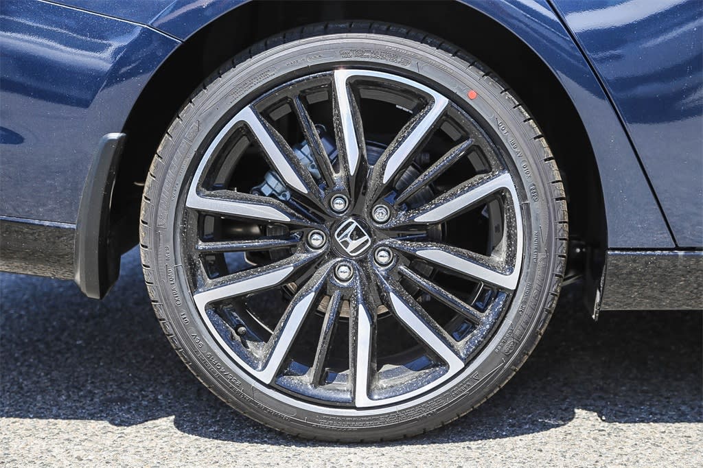 Thumbnail: 2025 Honda Accord - 21