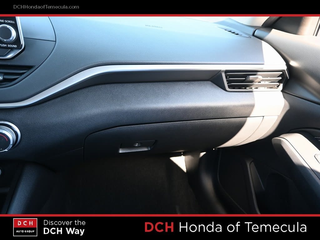 Thumbnail: 2020 Nissan Altima - 21