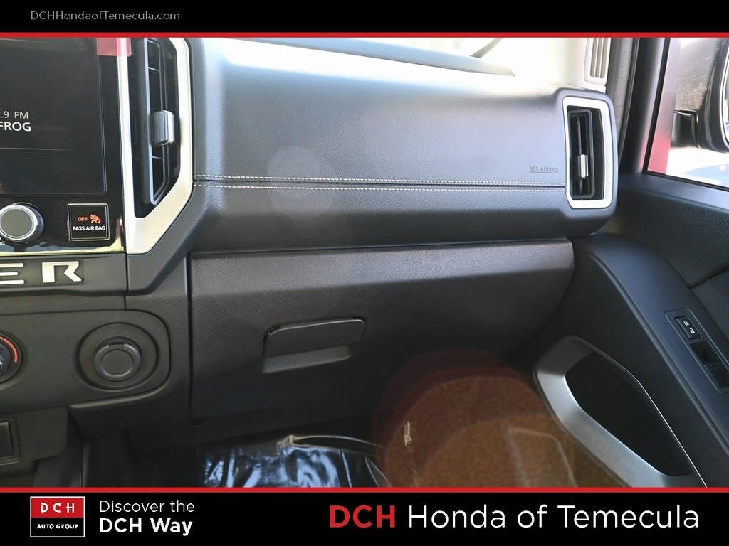 Thumbnail: 2025 Nissan Frontier - 8