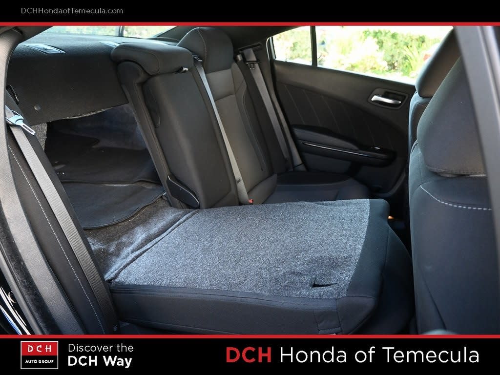 Thumbnail: 2022 Dodge Charger - 25