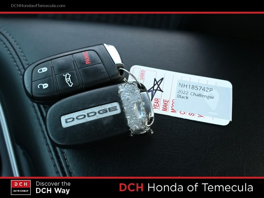 Thumbnail: 2022 Dodge Challenger - 17