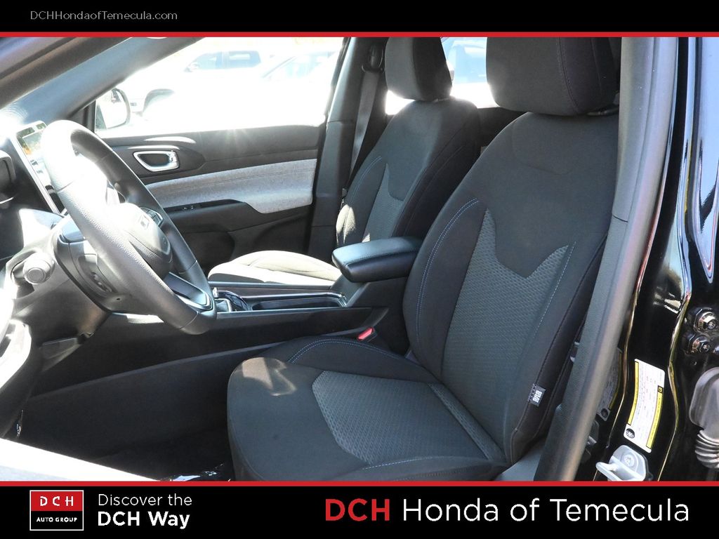 Thumbnail: 2025 Jeep Compass - 9