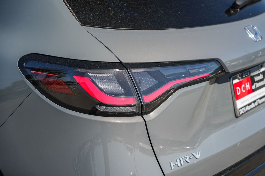 Thumbnail: 2027 Honda HR-V - 17