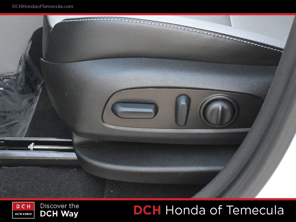 Thumbnail: 2023 GMC Terrain - 22