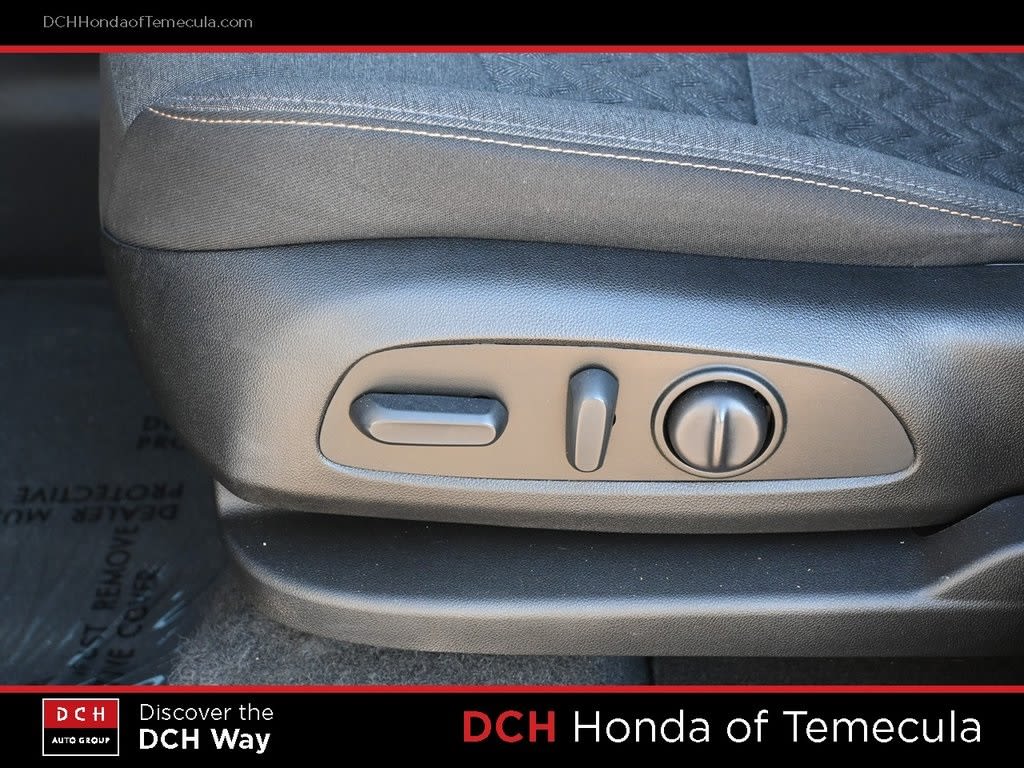 Thumbnail: 2022 Chevrolet Equinox - 21