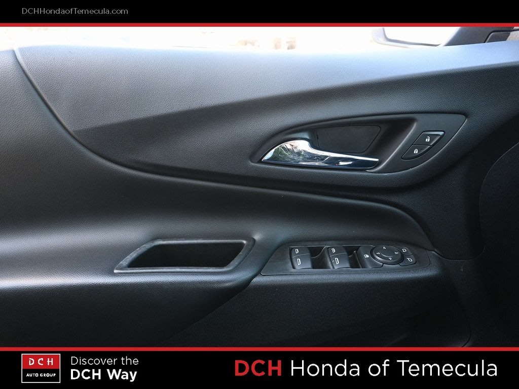 Thumbnail: 2022 Chevrolet Equinox - 22