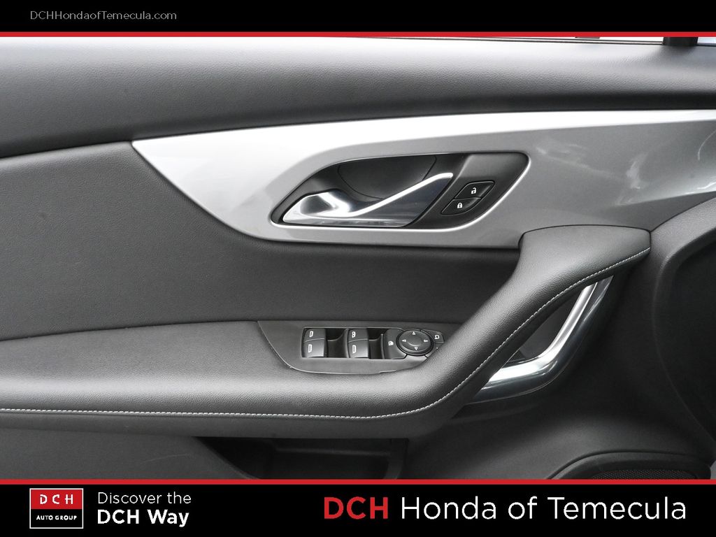 Thumbnail: 2022 Chevrolet Blazer - 22