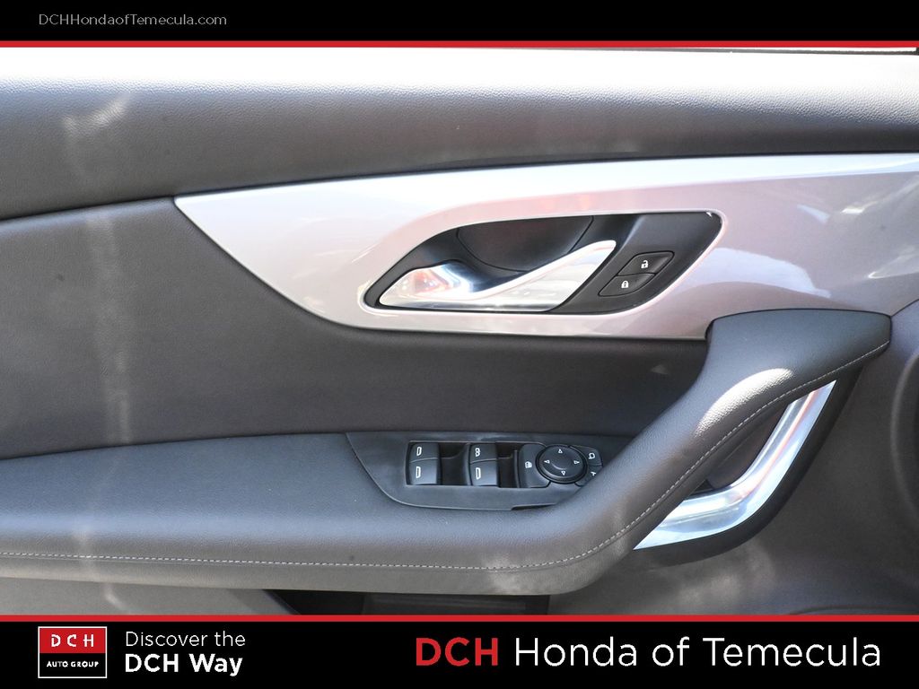 Thumbnail: 2019 Chevrolet Blazer - 22