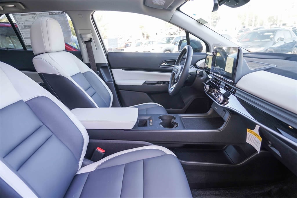 Thumbnail: 2025 Honda Prologue - 10