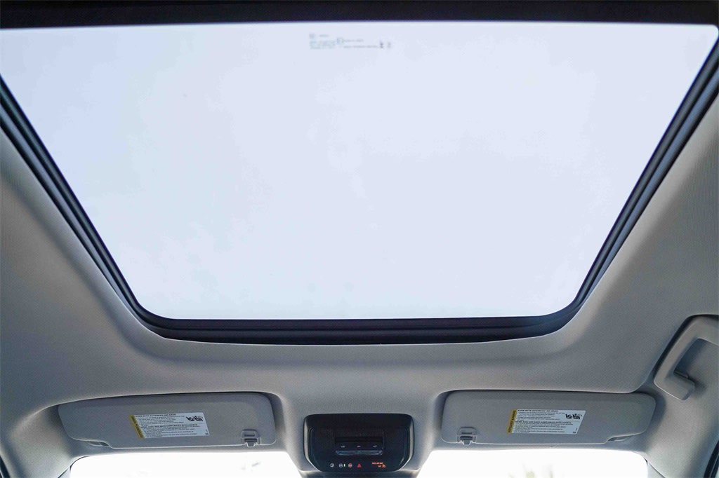 Thumbnail: 2025 Honda Prologue - 20