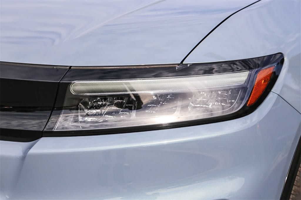 Thumbnail: 2025 Honda Prologue - 18