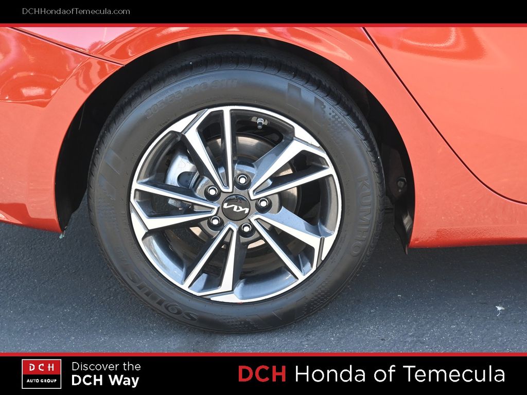 Thumbnail: 2023 Kia Forte - 7