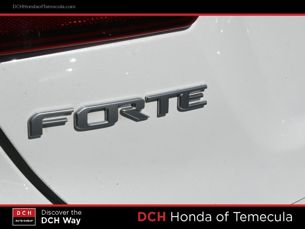 Thumbnail: 2023 Kia Forte - 6