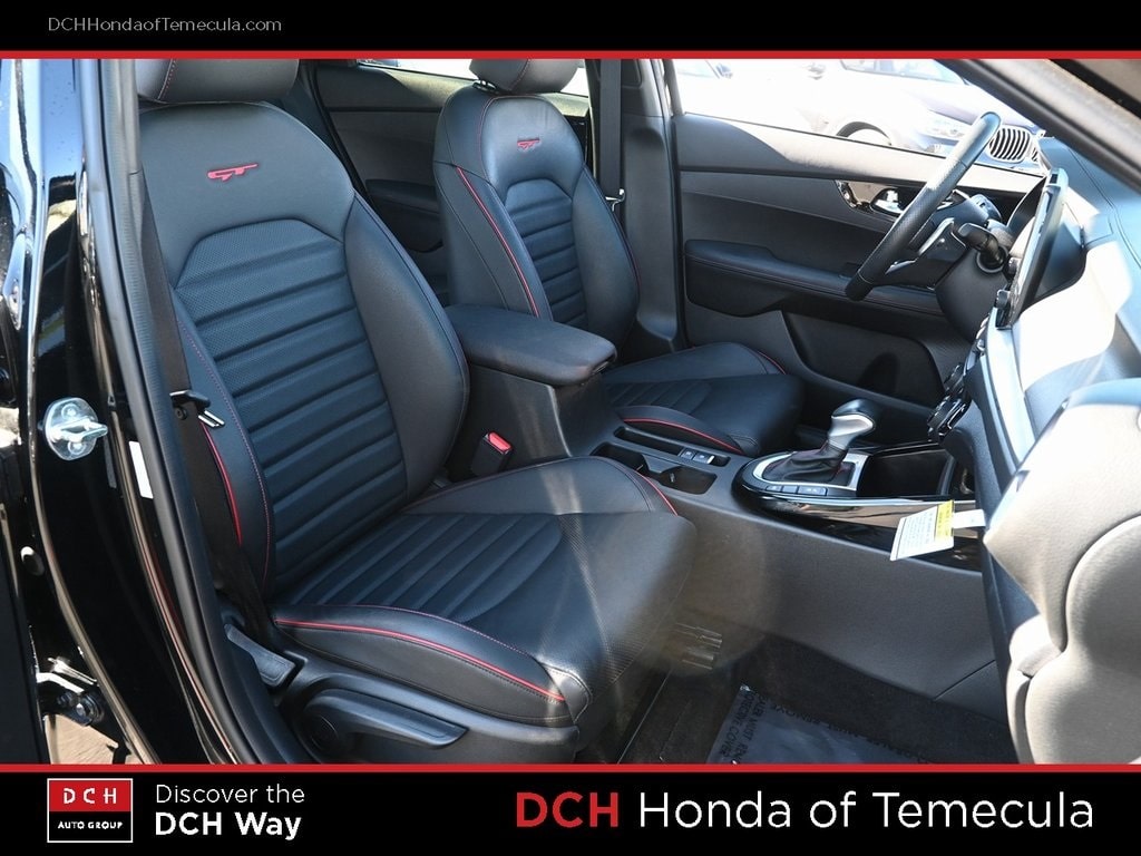 Thumbnail: 2023 Kia Forte - 10