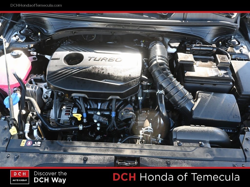 Thumbnail: 2023 Kia Forte - 8