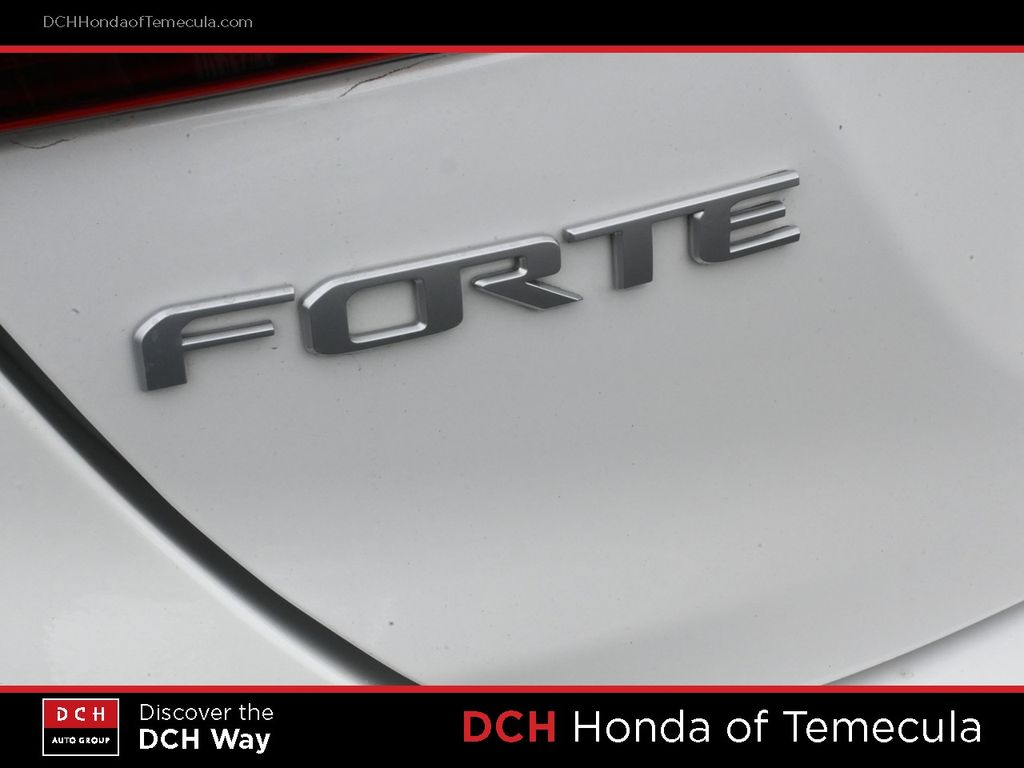 Thumbnail: 2024 Kia Forte - 6
