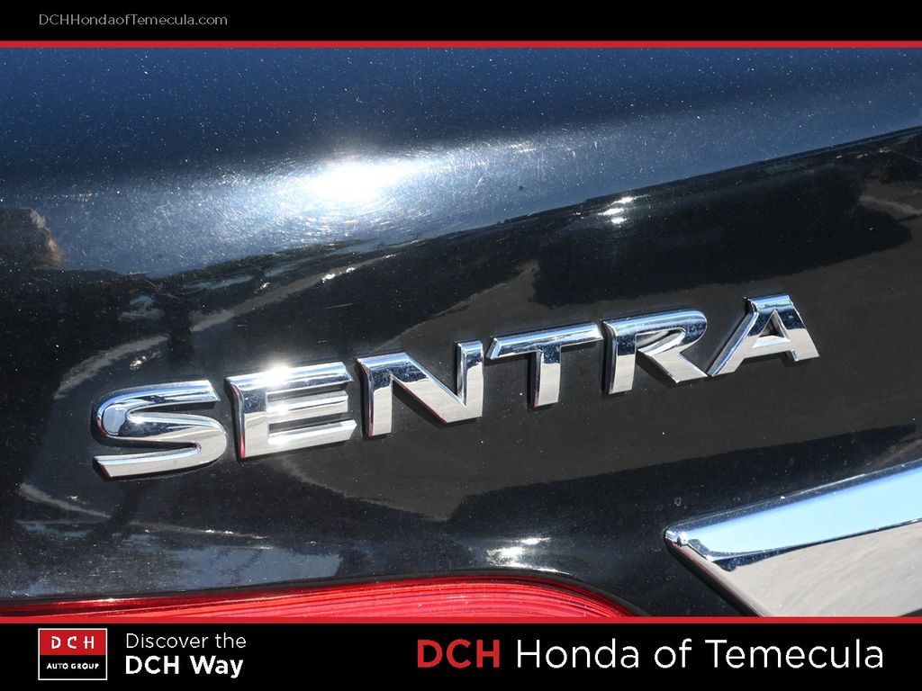 Thumbnail: 2016 Nissan Sentra - 6