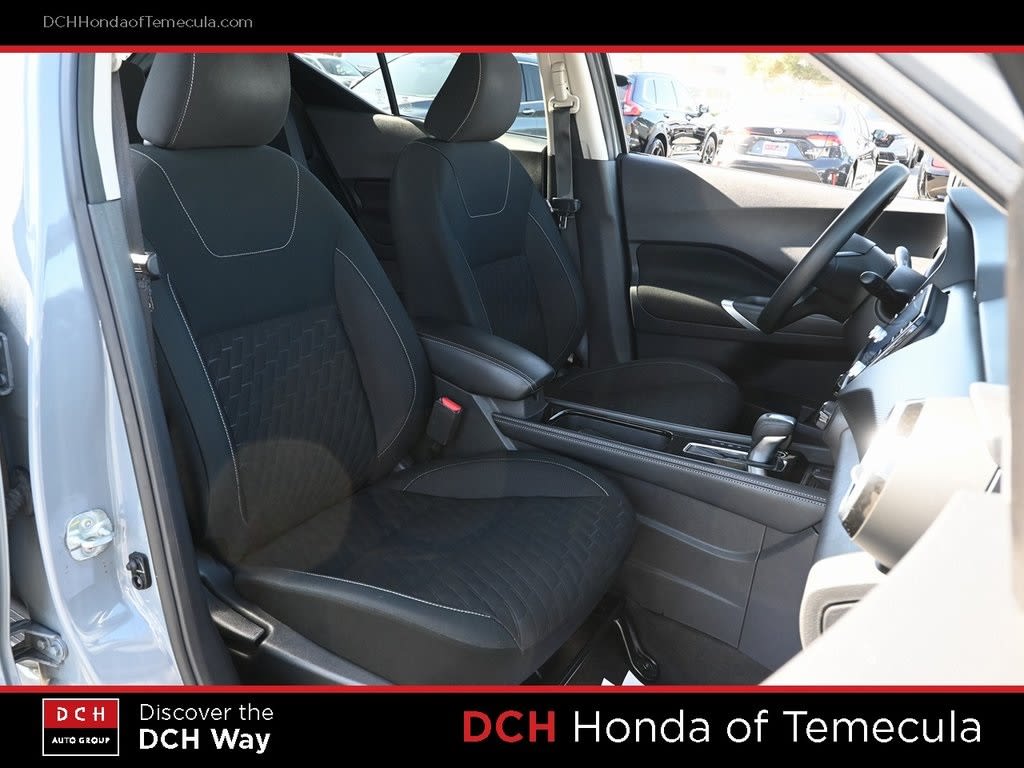 Thumbnail: 2022 Nissan Kicks - 10