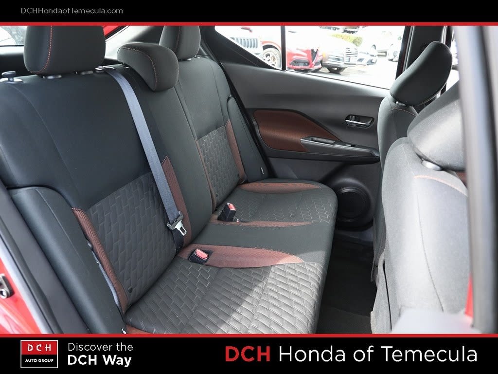 Thumbnail: 2023 Nissan Kicks - 24