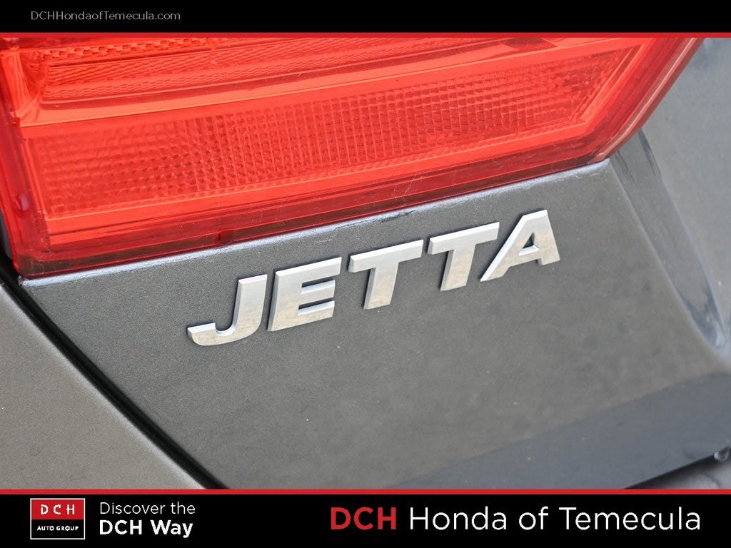 Thumbnail: 2011 Volkswagen Jetta - 6