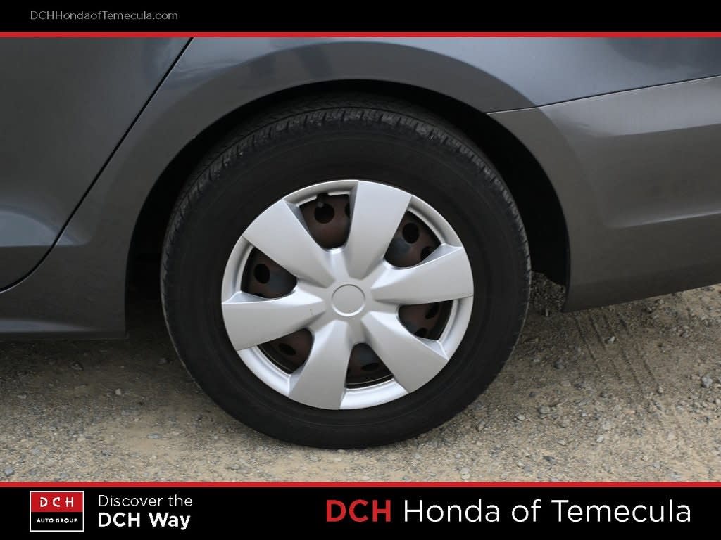 Thumbnail: 2011 Volkswagen Jetta - 7