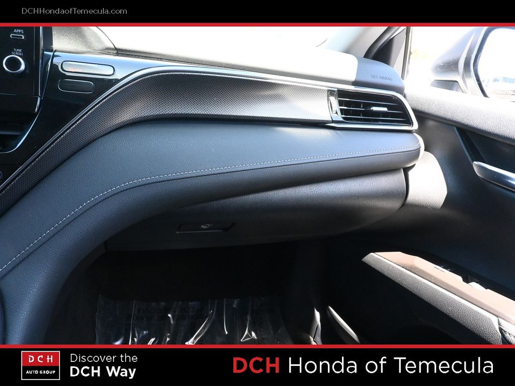 Thumbnail: 2021 Toyota Camry - 21