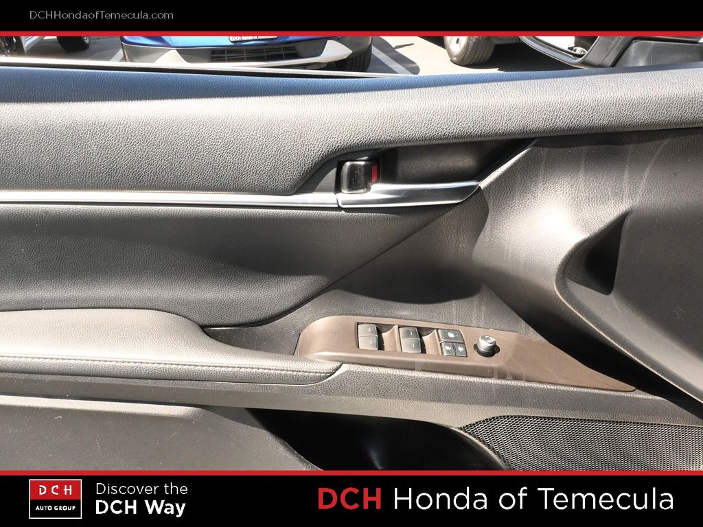 Thumbnail: 2021 Toyota Camry - 22