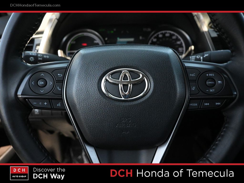 Thumbnail: 2021 Toyota Camry - 19