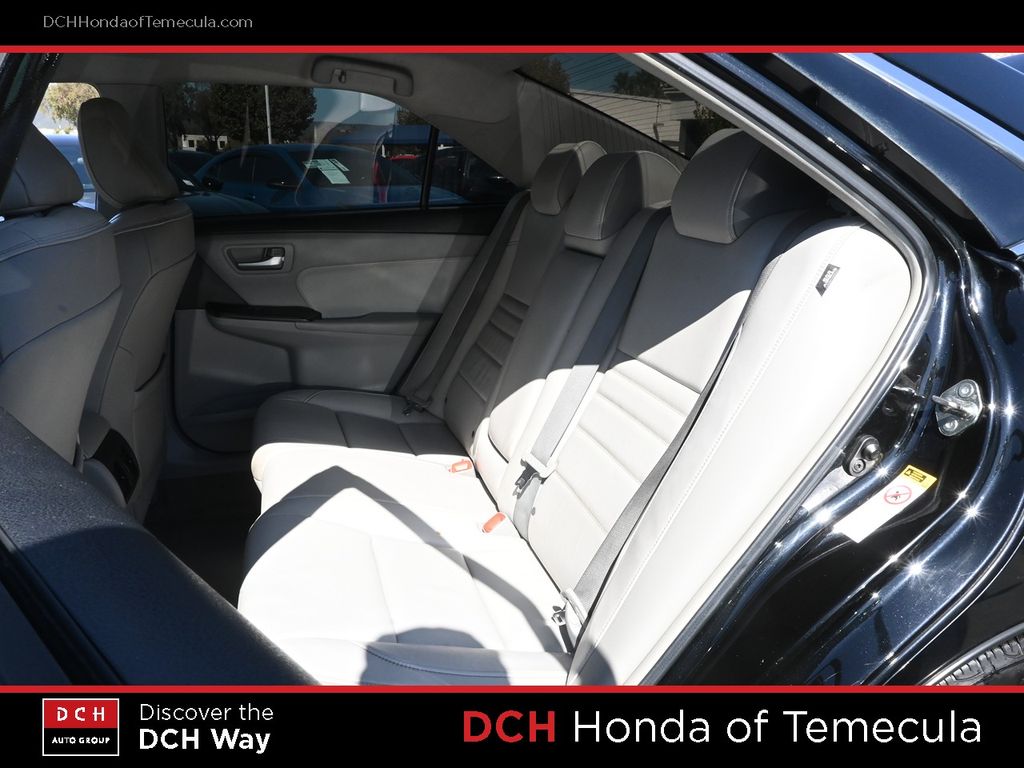 Thumbnail: 2015 Toyota Camry - 11