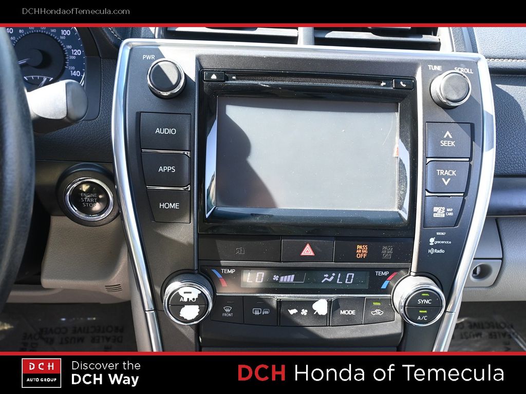 Thumbnail: 2015 Toyota Camry - 12