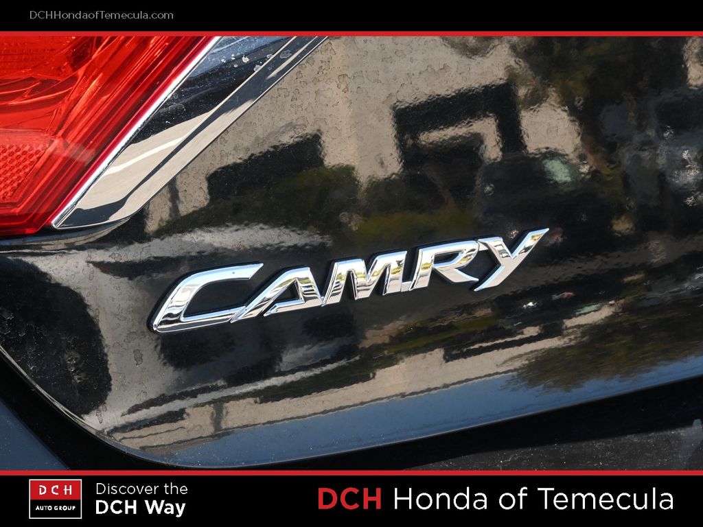 Thumbnail: 2015 Toyota Camry - 6