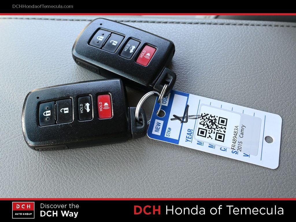 Thumbnail: 2015 Toyota Camry - 16