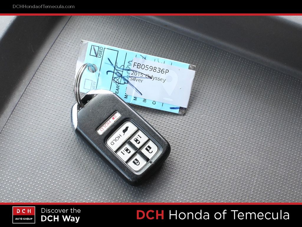 Thumbnail: 2015 Honda Odyssey - 16