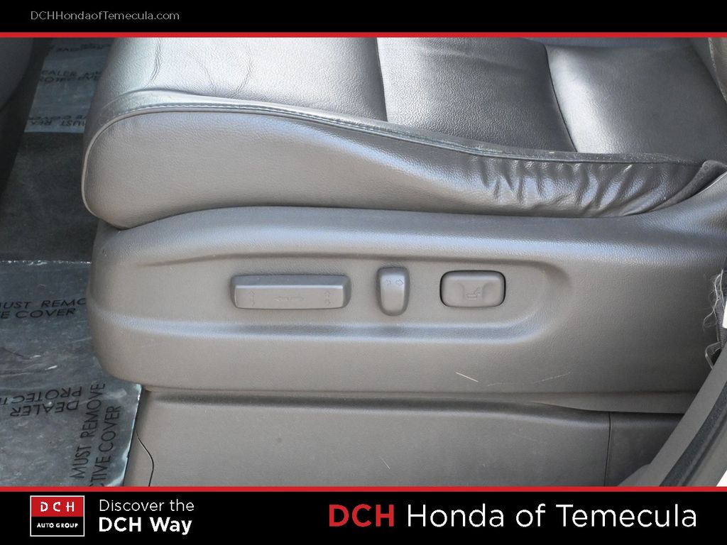 Thumbnail: 2015 Honda Odyssey - 23